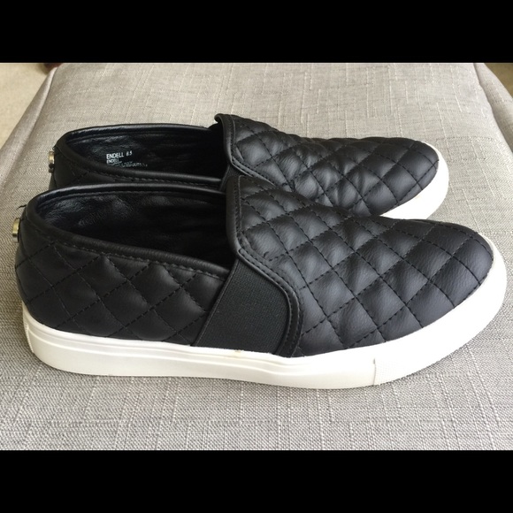 Steve Madden Quilted Leather Slip On Sneaker 6.5 - Picture 4 of 8